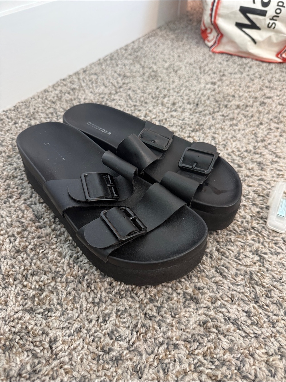 Divided Black Platform Slide Sandals with Double Buckle